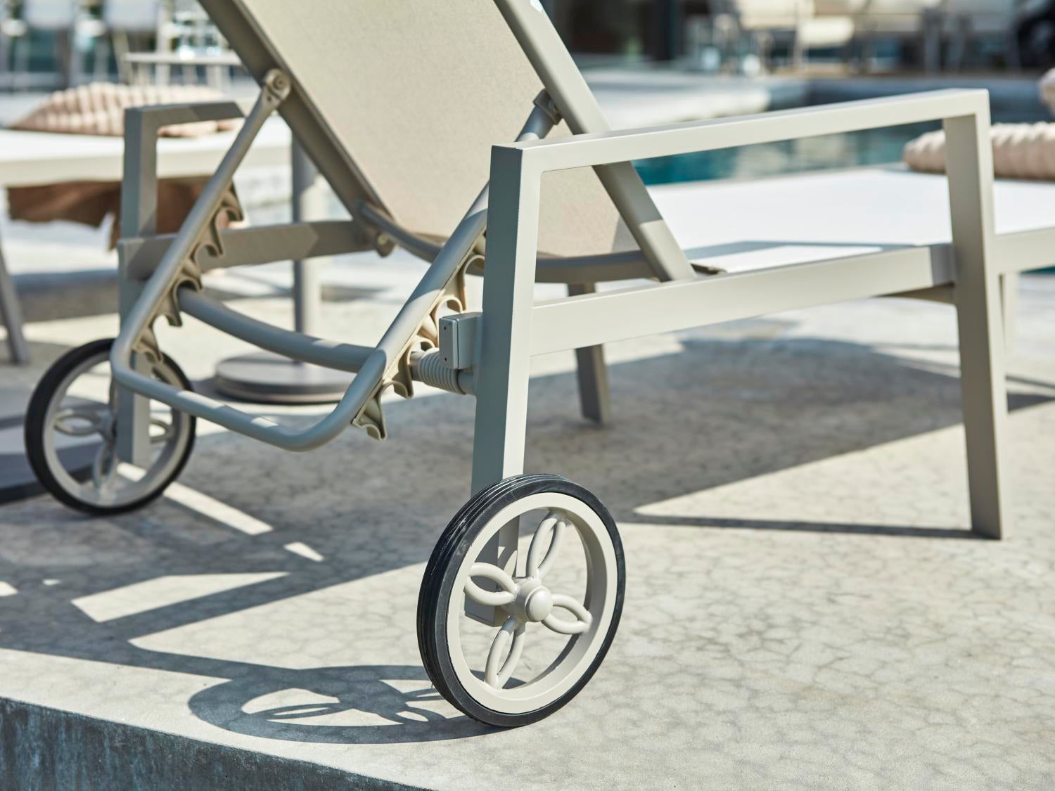 Leone vilsäng Khaki/Off-white