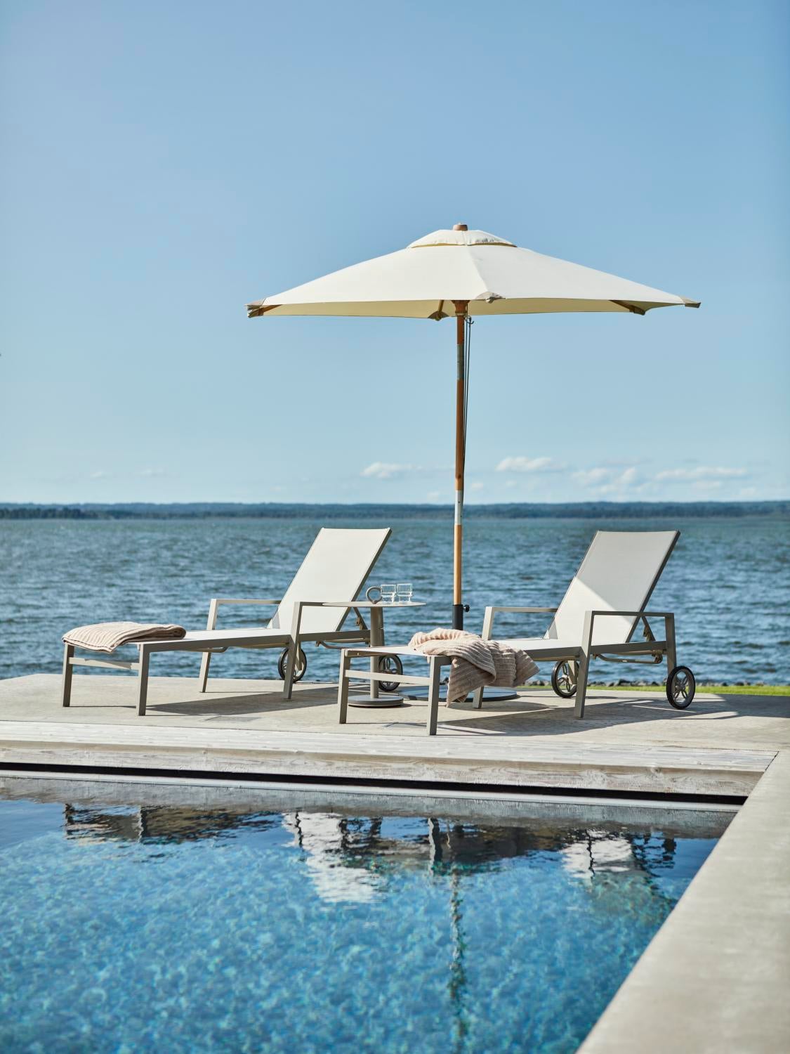 Niobe sidobord Khaki