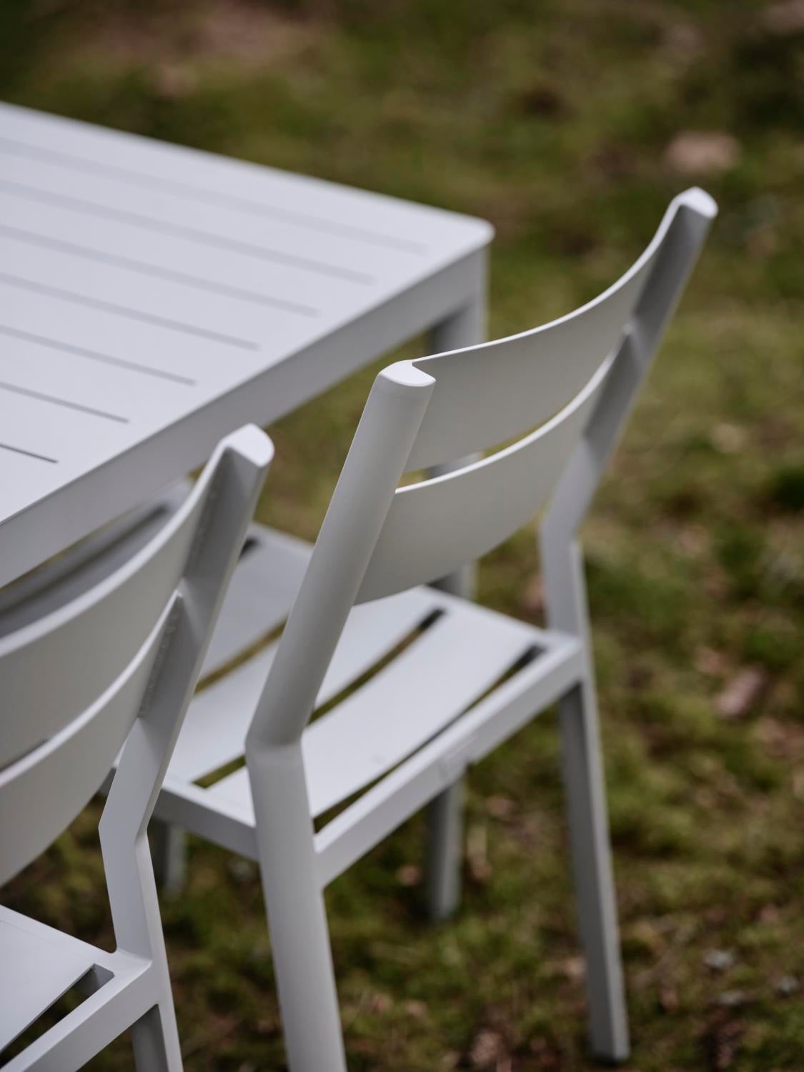 Bigby matbord Light Grey