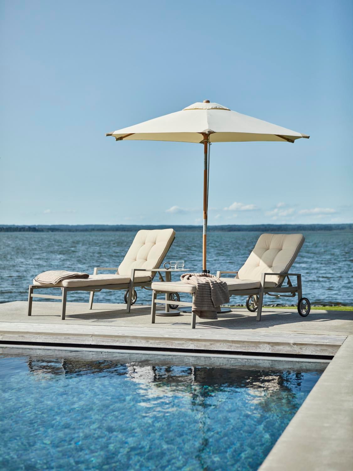 Niobe sidobord Khaki