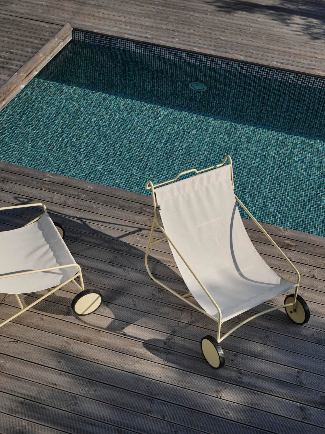 Poul Chair loungefåtölj Lemon/Off-white