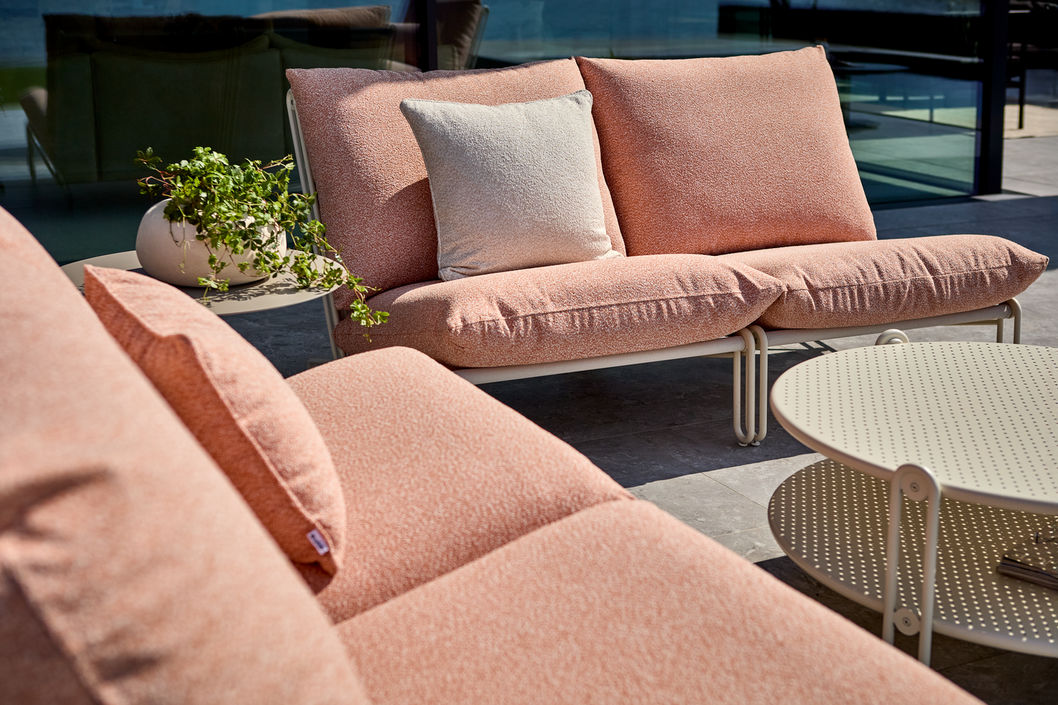 Blixt loungefåtölj Pearl White/Teddy Orange