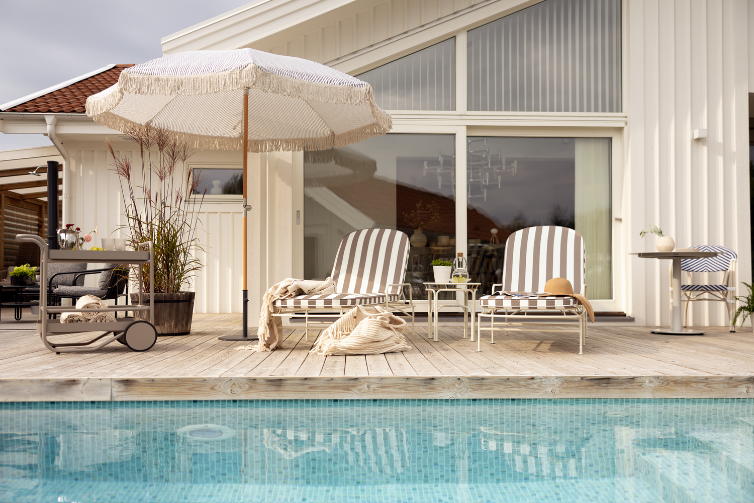 Arts vilsäng Soft White/Beige Stripes