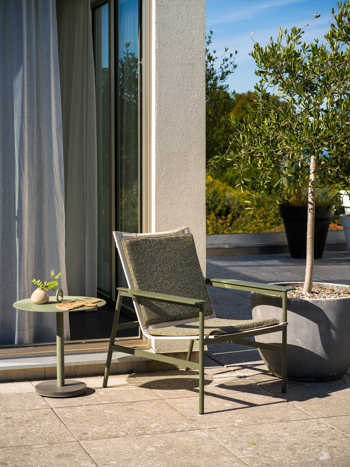 Niobe sidobord Dusty Green