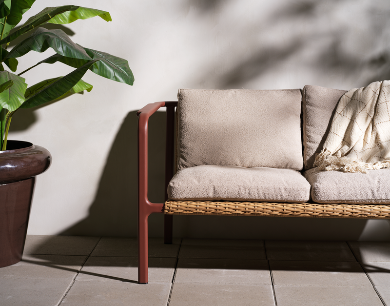 Motty 2-sitssoffa Zin Red/Teddy Beige