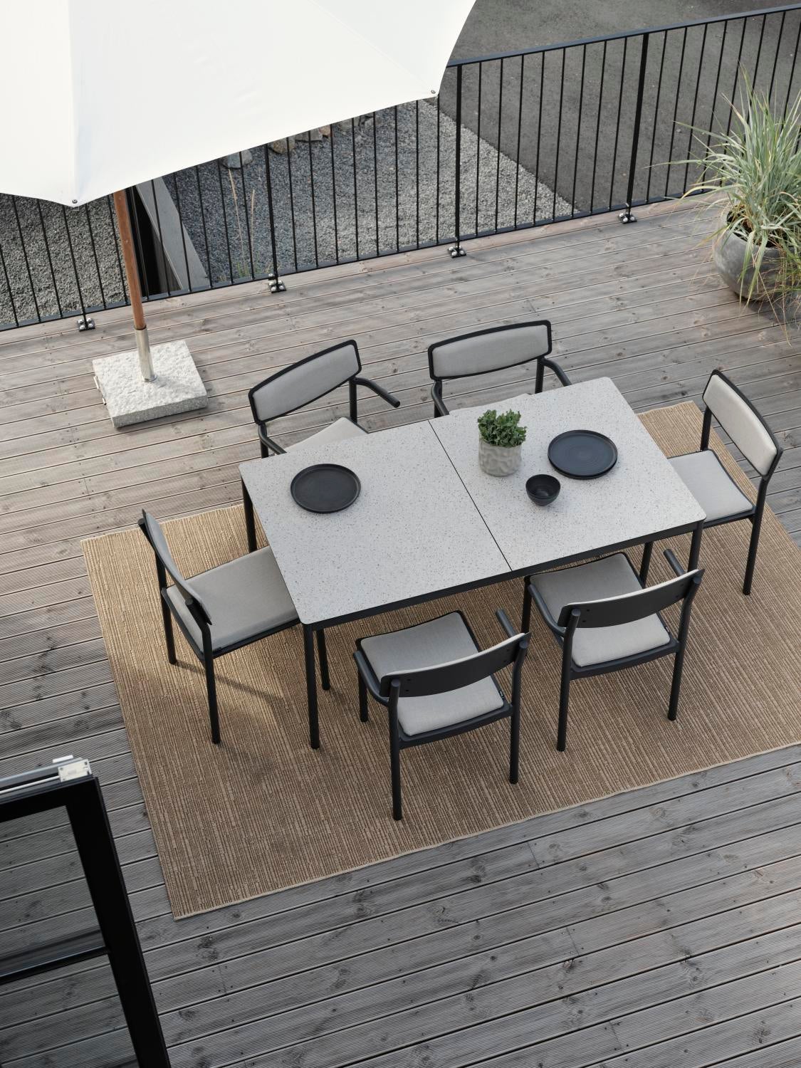 Gusty matstol Antracit/Ash