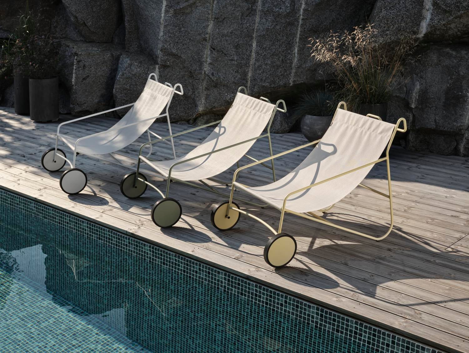 Poul Chair loungefåtölj Dusty green/Off-white