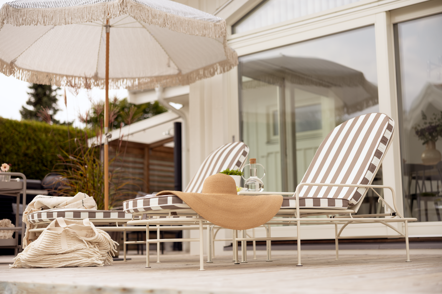 Arts vilsäng Soft White/Beige Stripes